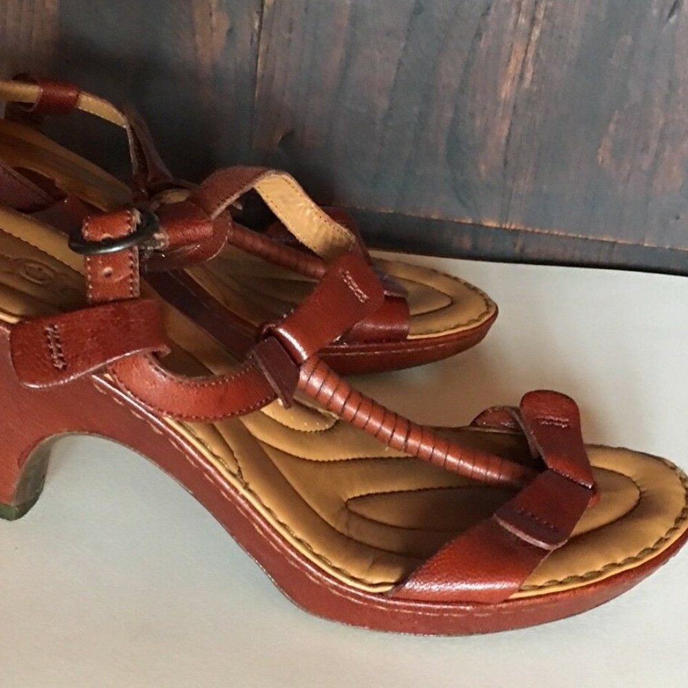 Born strappy heels, brown, 8, 39 EUC